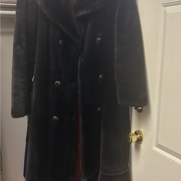 STERLING STALL CANADA Vintage MOB WIFE Chocolate Double Breasted Faux Fur S 12 - Picture 3 of 12